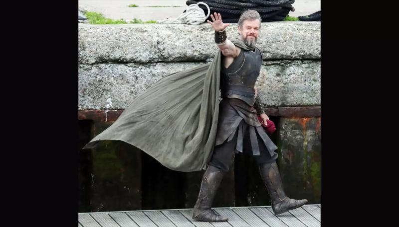 Одиссея Мэтта Дэймона запечатлели в штанах и сапогах