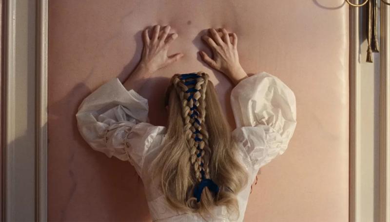 Критики разгромили "Грозовой перевал" с Марго Робби