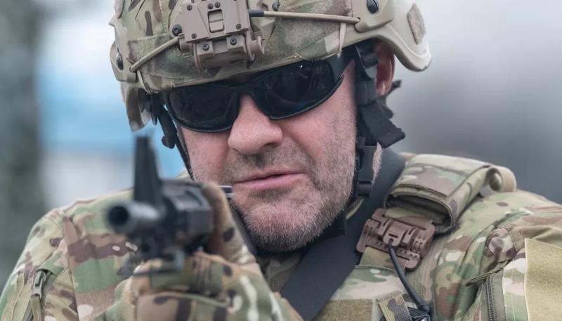 Михаил Пореченков снимается в военной драме "Враг"