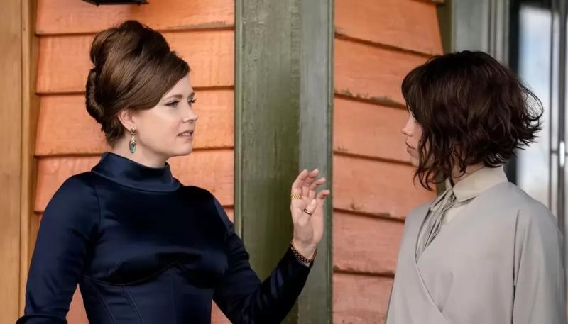 Роль в сериале помогла Эми Адамс спасти истекающего кровью